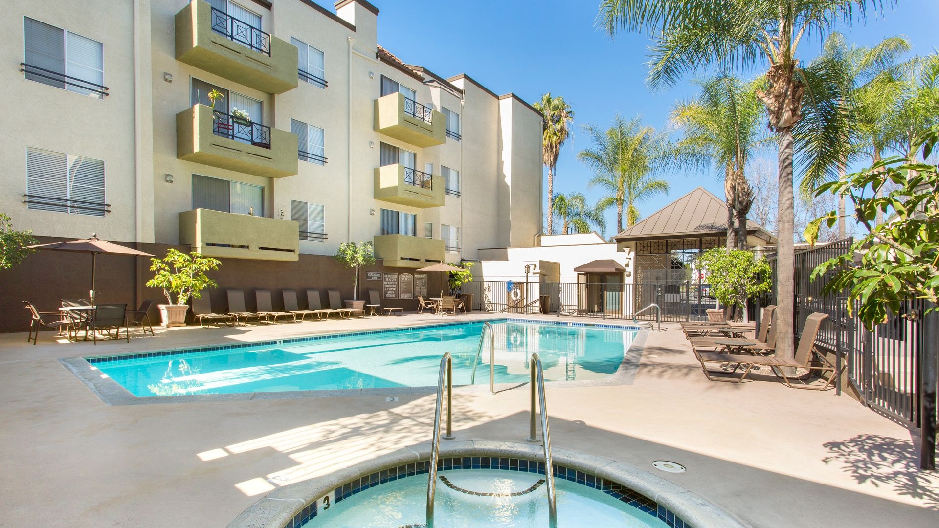 Tourists can take advantage of the apartments in LA California