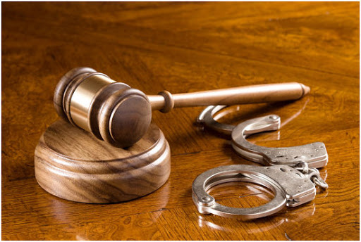 Should You Hire a Criminal Defense Lawyer When Facing a Criminal Charge?