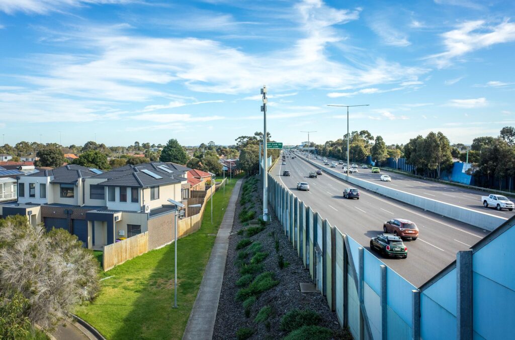 Should Noise Barriers Be Mandatory for All Construction Sites, or Are There Better Solutions?