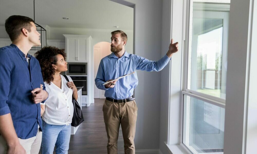 The Impact of Real Estate Agencies on the Home Buying Process